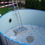 das Loch für den Unterwasserscheinwerfer