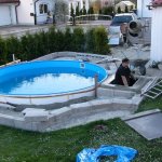 Der Filterschacht ist fertig betoniert